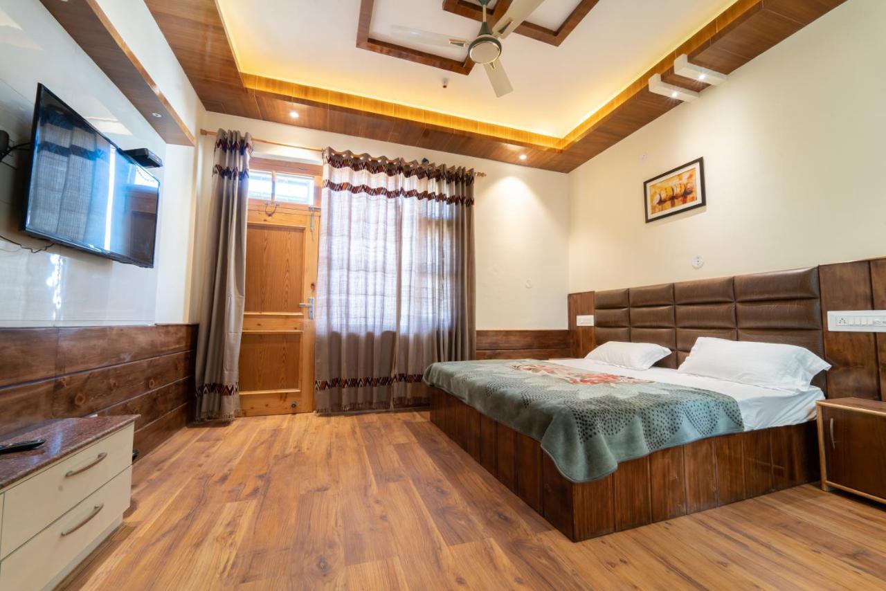 Mathan View Homestay - 3Min Drive To Kullu-Manali Airport Shamshi Buitenkant foto