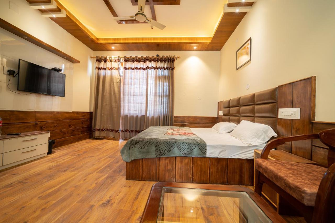Mathan View Homestay - 3Min Drive To Kullu-Manali Airport Shamshi Buitenkant foto