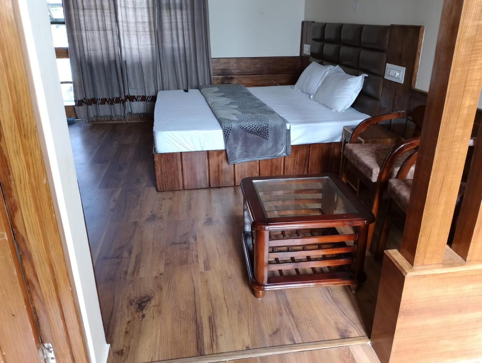 Mathan View Homestay - 3Min Drive To Kullu-Manali Airport Shamshi Buitenkant foto